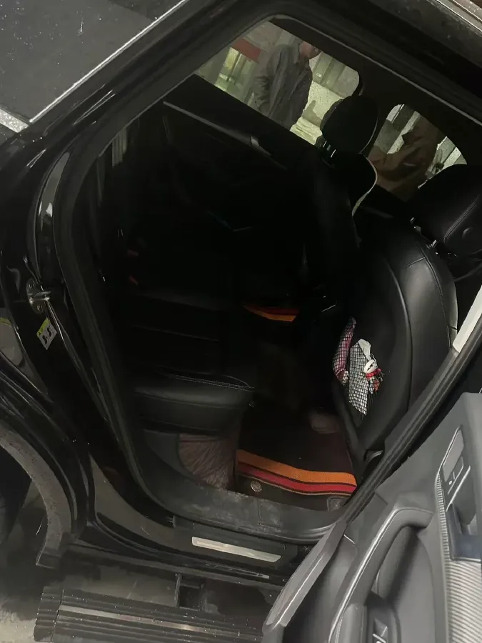 2020 Audi Q5L 2.0T 252HP L4 7DCT,autocango,china used car exporter,china ev exporter,chinese used car exporter,chinese used ev exporter