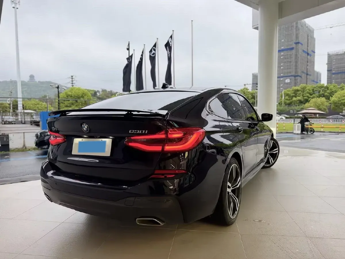 2021 BMW 6 Series GT 2.0T 258HP L4 8AT,autocango,china used car exporter,china ev exporter,chinese used car exporter,chinese used ev exporter