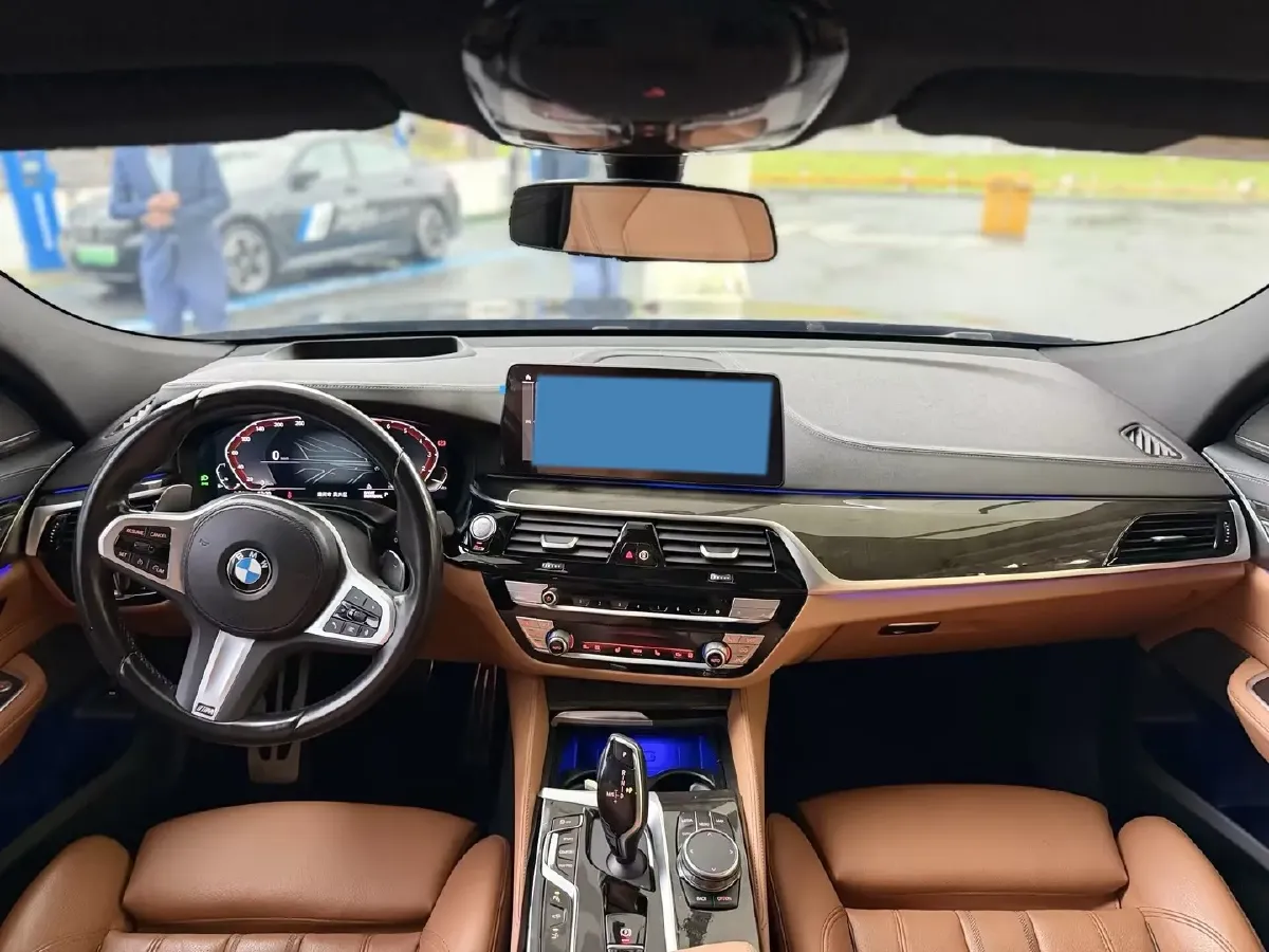 2021 BMW 6 Series GT 2.0T 258HP L4 8AT,autocango,china used car exporter,china ev exporter,chinese used car exporter,chinese used ev exporter