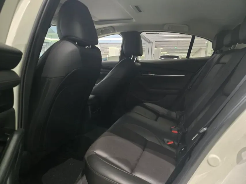 2023 Mazda 3 Axela 2.0L 158HP L4 6AT,autocango,china used car exporter,china ev exporter,chinese used car exporter,chinese used ev exporter