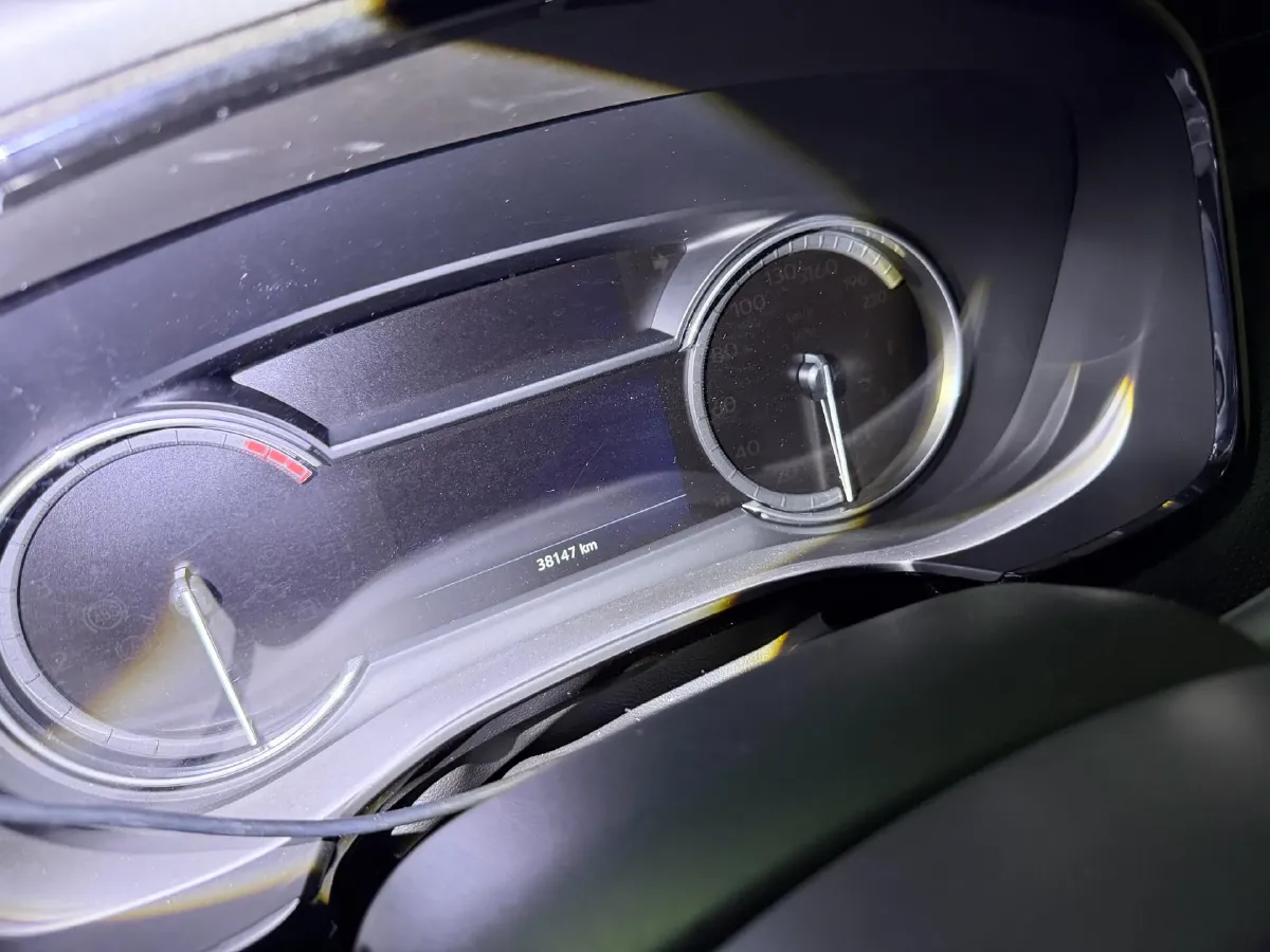 2022 Cadillac XT5 2.0T 237HP L4 9AT,autocango,china used car exporter,china ev exporter,chinese used car exporter,chinese used ev exporter