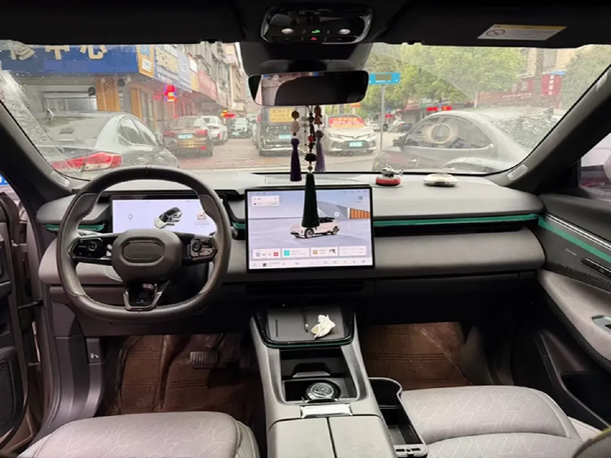 2025 LYNK&CO 08 EM-P 1.5T 163HP L4 3DHT PHEV 39.6/39.8KWH,autocango,china used car exporter,china ev exporter,chinese used car exporter,chinese used ev exporter