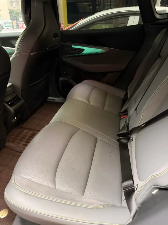 2025 LYNK&CO 08 EM-P 1.5T 163HP L4 3DHT PHEV 39.6/39.8KWH,autocango,china used car exporter,china ev exporter,chinese used car exporter,chinese used ev exporter