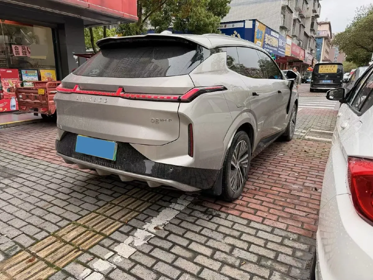 2025 LYNK&CO 08 EM-P 1.5T 163HP L4 3DHT PHEV 39.6/39.8KWH,autocango,china used car exporter,china ev exporter,chinese used car exporter,chinese used ev exporter