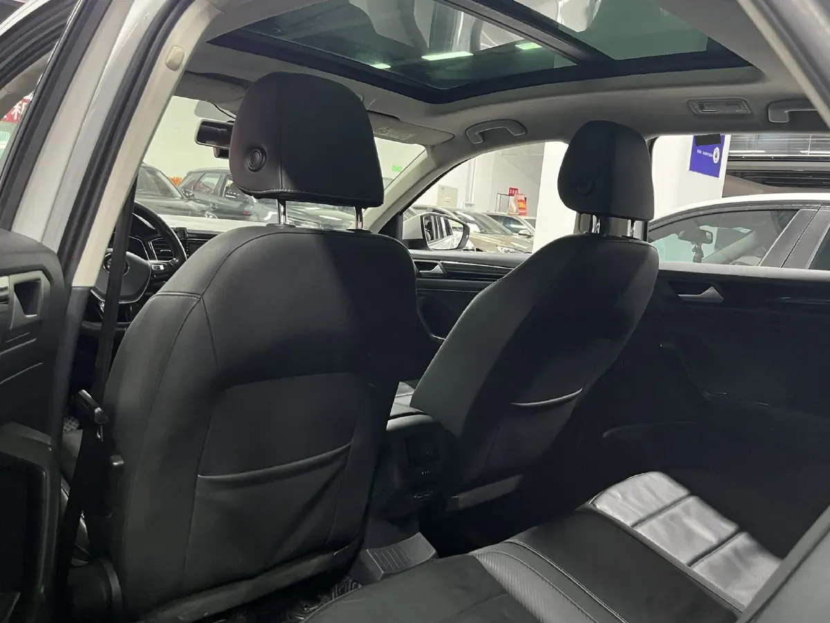 2018 Borgward BX7 2.0T 224HP L4 6AT,autocango,china used car exporter,china ev exporter,chinese used car exporter,chinese used ev exporter