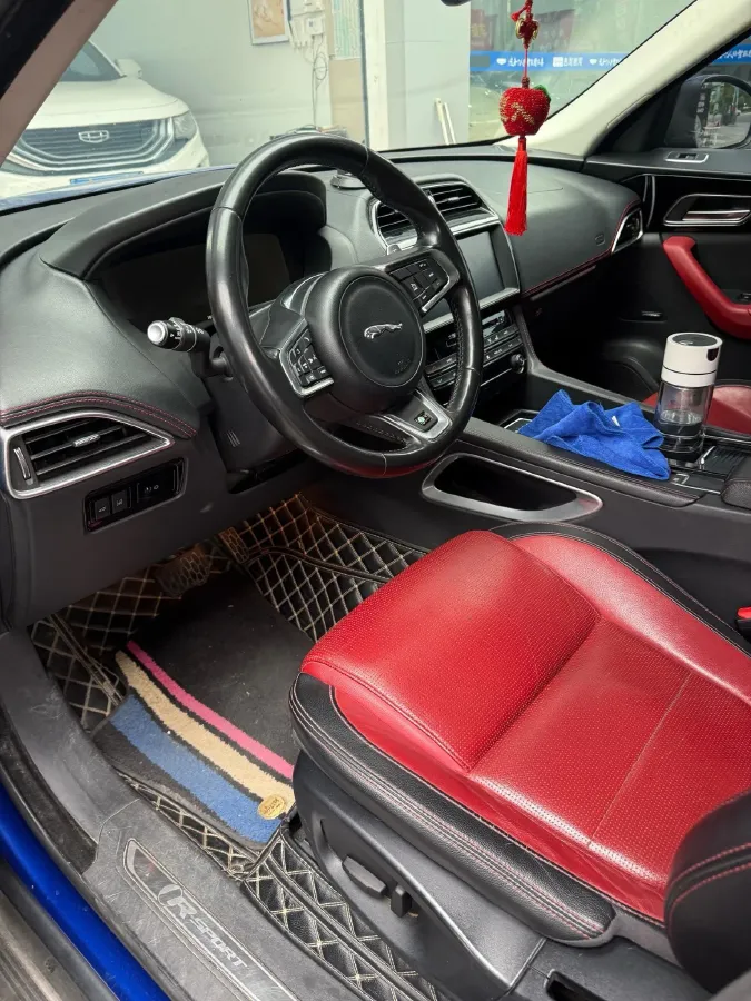 2018 Jaguar F-PACE 2.0T 300HP L4 8AT,autocango,china used car exporter,china ev exporter,chinese used car exporter,chinese used ev exporter