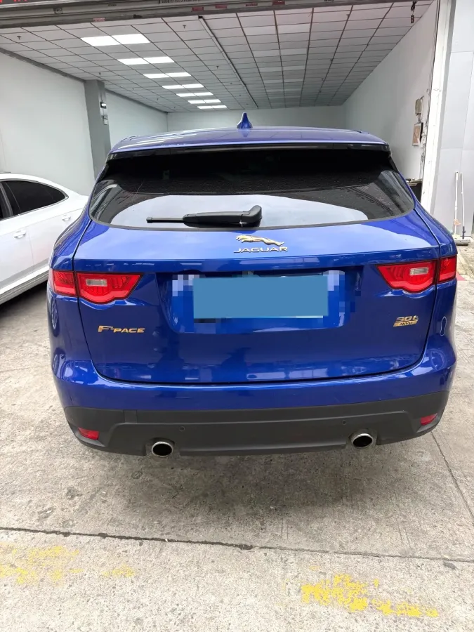 2018 Jaguar F-PACE 2.0T 300HP L4 8AT,autocango,china used car exporter,china ev exporter,chinese used car exporter,chinese used ev exporter