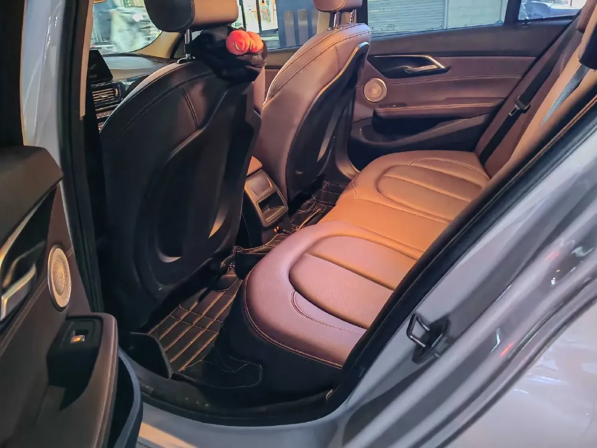 2022 BMW 1 Series 1.5T 140HP L3 7DCT,autocango,china used car exporter,china ev exporter,chinese used car exporter,chinese used ev exporter