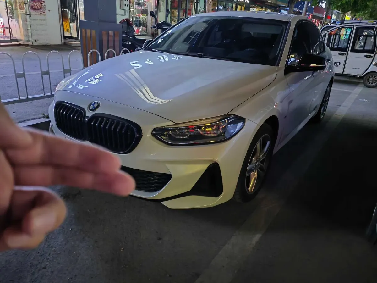 2022 BMW 1 Series 1.5T 140HP L3 7DCT,autocango,china used car exporter,china ev exporter,chinese used car exporter,chinese used ev exporter