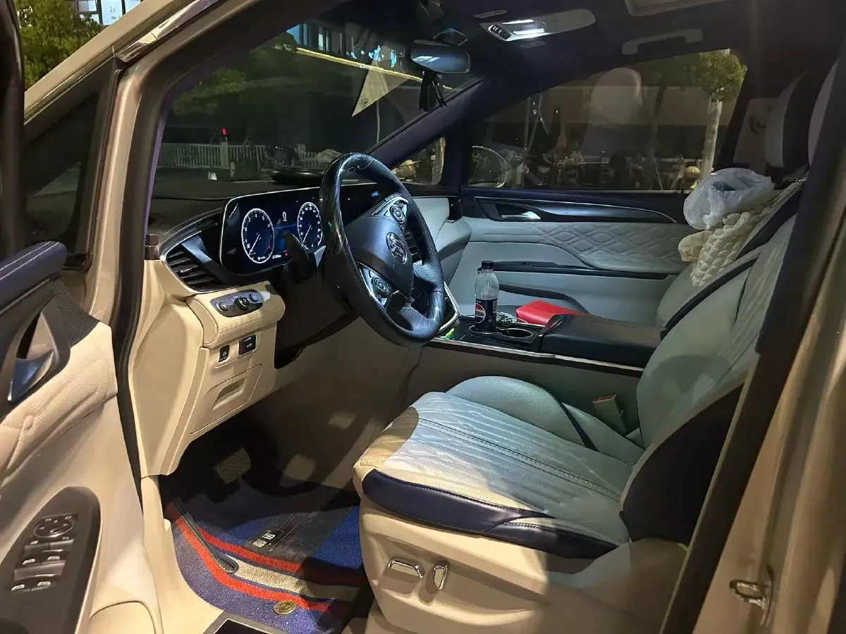 2021 Buick GL8 2.0T 237HP L4 9AT,autocango,china used car exporter,china ev exporter,chinese used car exporter,chinese used ev exporter