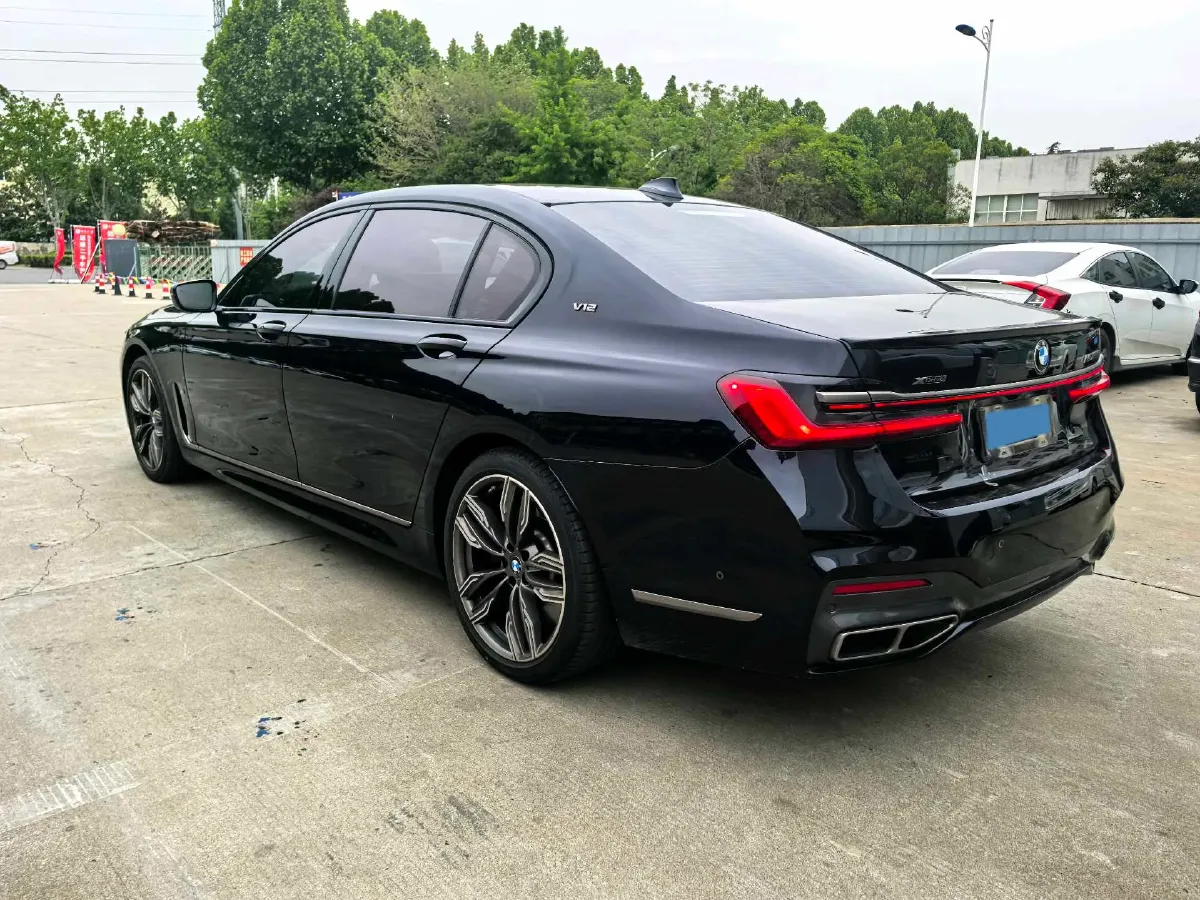 2019 BMW 7 Series 6.6T 585HP V12 8AT,autocango,china used car exporter,china ev exporter,chinese used car exporter,chinese used ev exporter