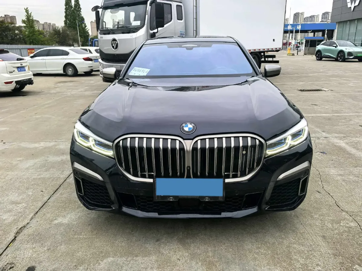 2019 BMW 7 Series 6.6T 585HP V12 8AT,autocango,china used car exporter,china ev exporter,chinese used car exporter,chinese used ev exporter