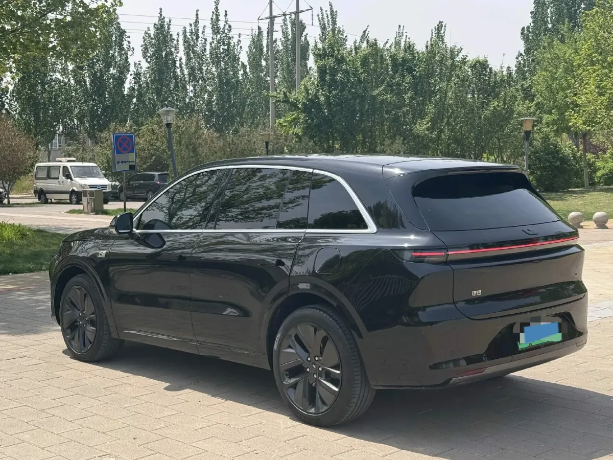 2024 Li L6 Range Extended 154HP L4 REEV 36.8KWH,autocango,china used car exporter,china ev exporter,chinese used car exporter,chinese used ev exporter
