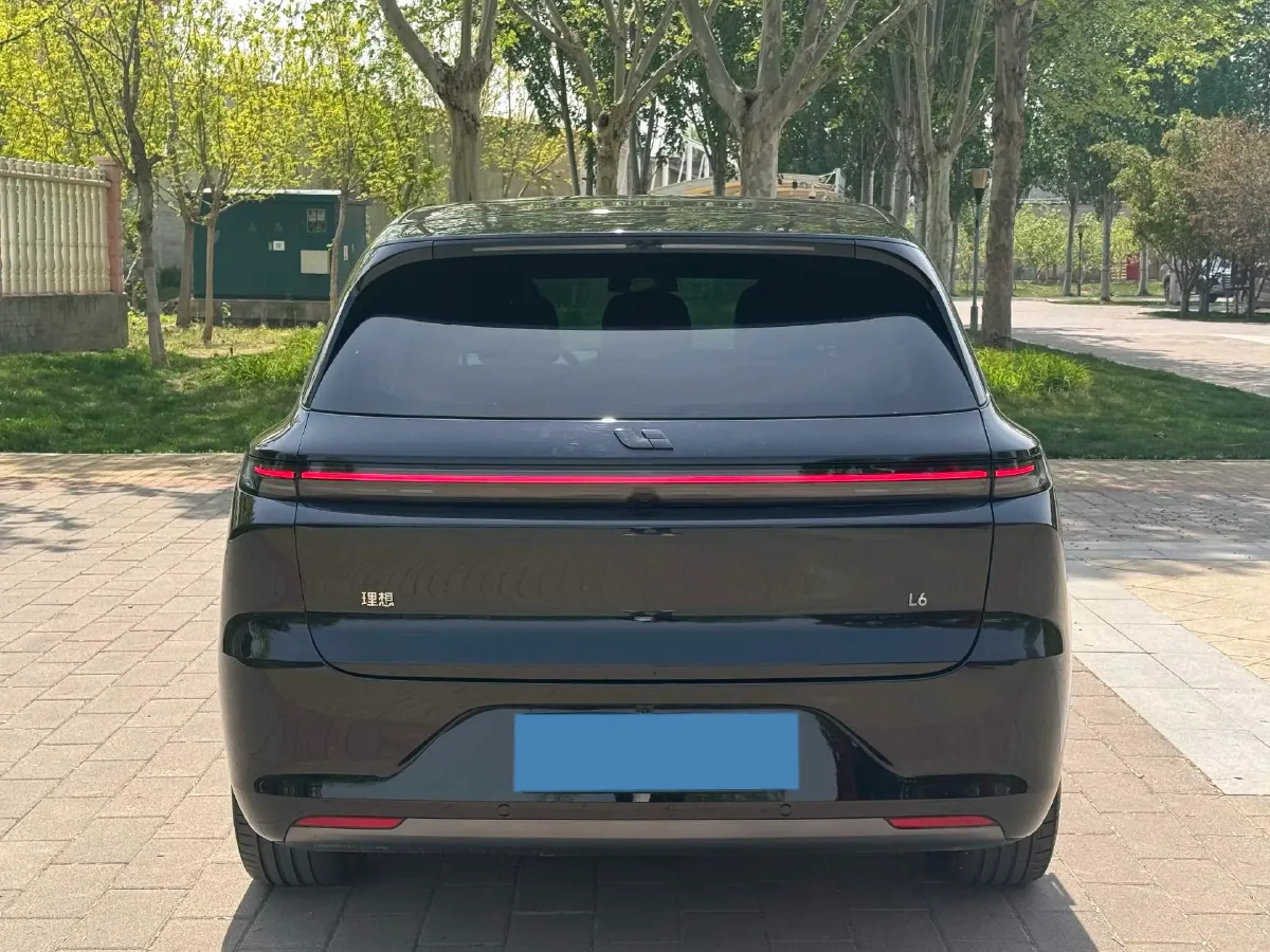 2024 Li L6 Range Extended 154HP L4 REEV 36.8KWH,autocango,china used car exporter,china ev exporter,chinese used car exporter,chinese used ev exporter