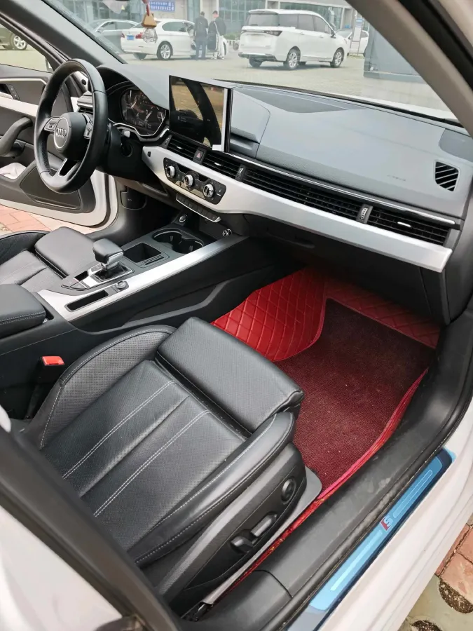 2023 Audi A4L 2.0T 190HP L4 7DCT,autocango,china used car exporter,china ev exporter,chinese used car exporter,chinese used ev exporter