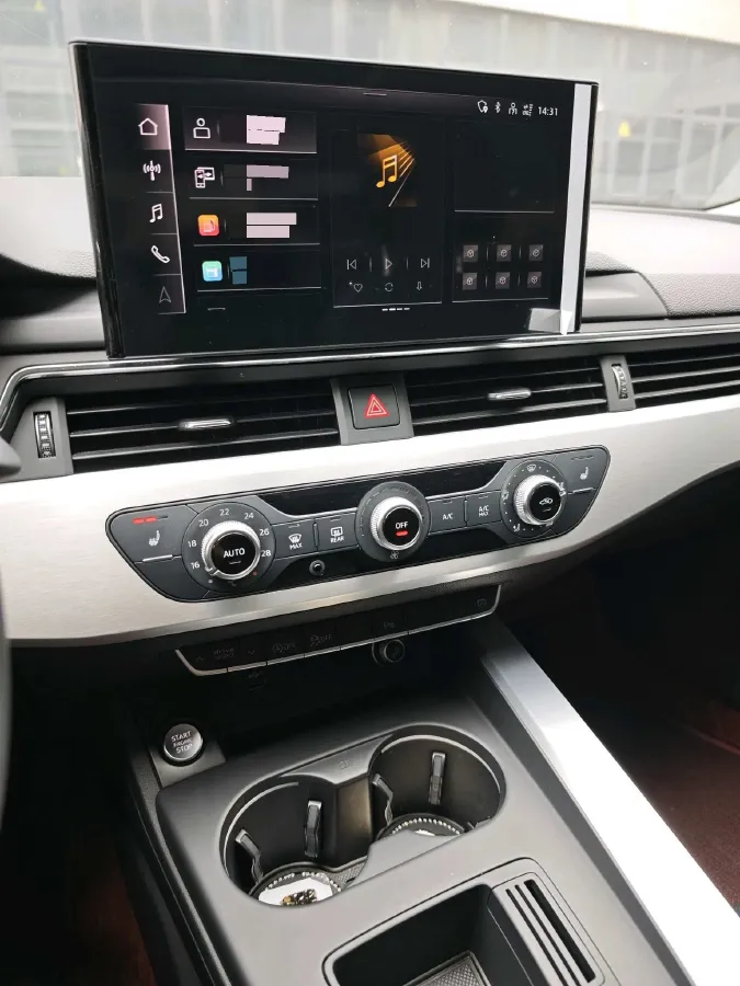 2023 Audi A4L 2.0T 190HP L4 7DCT,autocango,china used car exporter,china ev exporter,chinese used car exporter,chinese used ev exporter