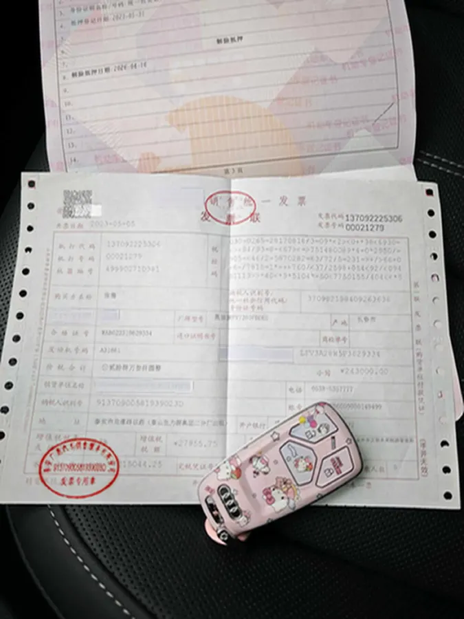 2023 Audi A4L 2.0T 190HP L4 7DCT,autocango,china used car exporter,china ev exporter,chinese used car exporter,chinese used ev exporter