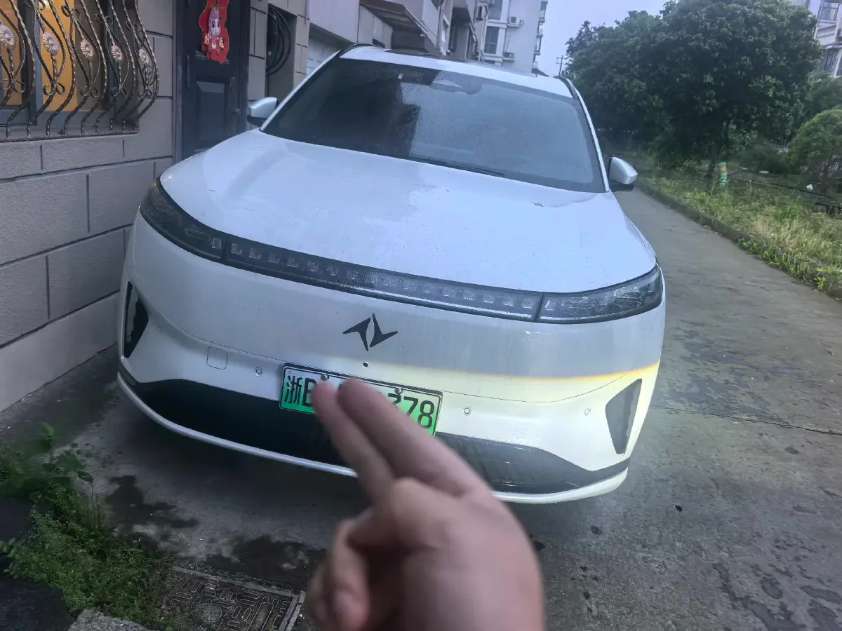 2024 DongFeng eπ eπ008 BEV 82.28KWH,autocango,china used car exporter,china ev exporter,chinese used car exporter,chinese used ev exporter