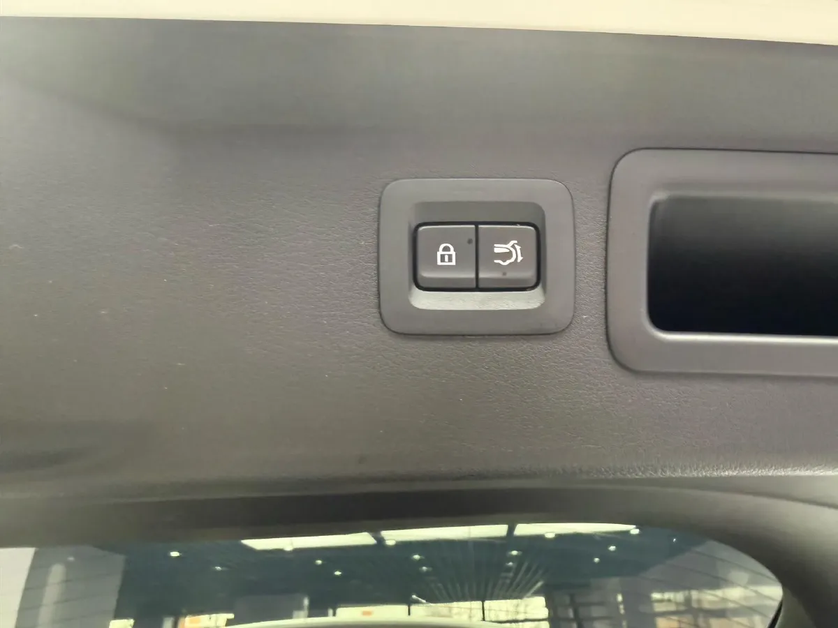 2023 Mazda CX-50 2.0L 155HP L4 6AT,autocango,china used car exporter,china ev exporter,chinese used car exporter,chinese used ev exporter