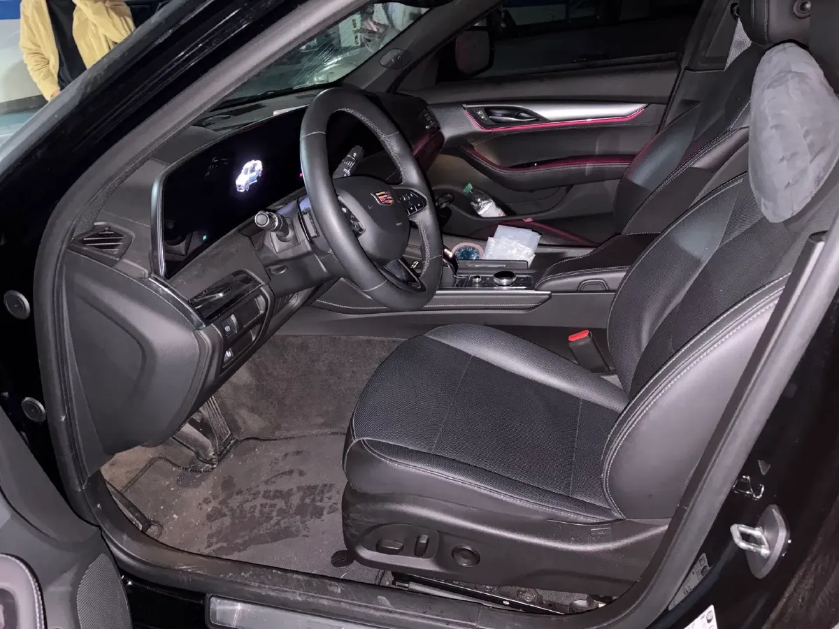 2024 Cadillac CT5 2.0T 237HP L4 10AT,autocango,china used car exporter,china ev exporter,chinese used car exporter,chinese used ev exporter