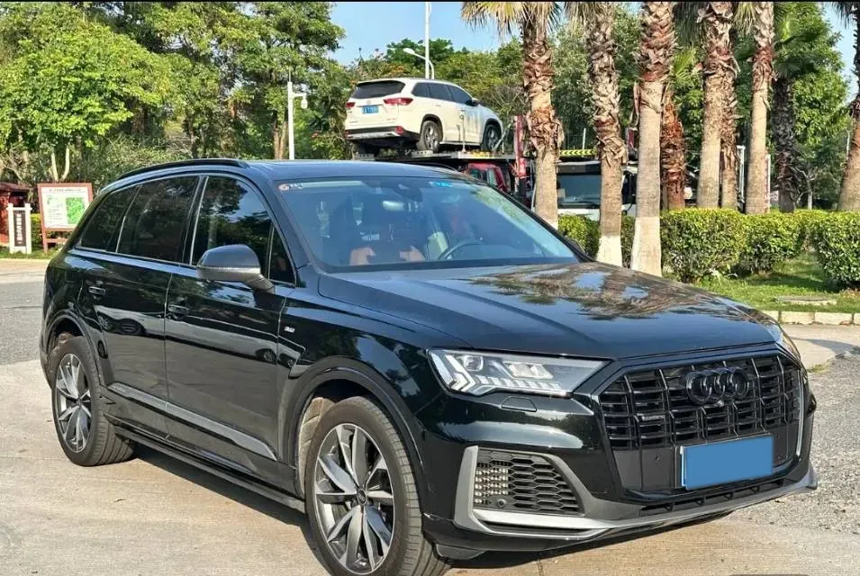 2024 Audi Q7 3.0T 340HP V6 8AT,autocango,china used car exporter,china ev exporter,chinese used car exporter,chinese used ev exporter