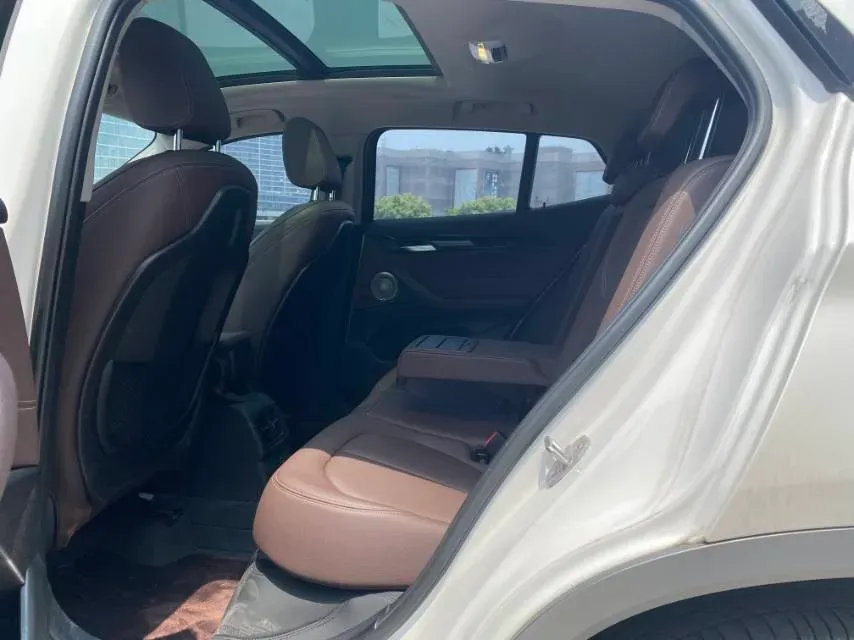 2021 BMW X2 2.0T 192HP L4 7DCT,autocango,china used car exporter,china ev exporter,chinese used car exporter,chinese used ev exporter