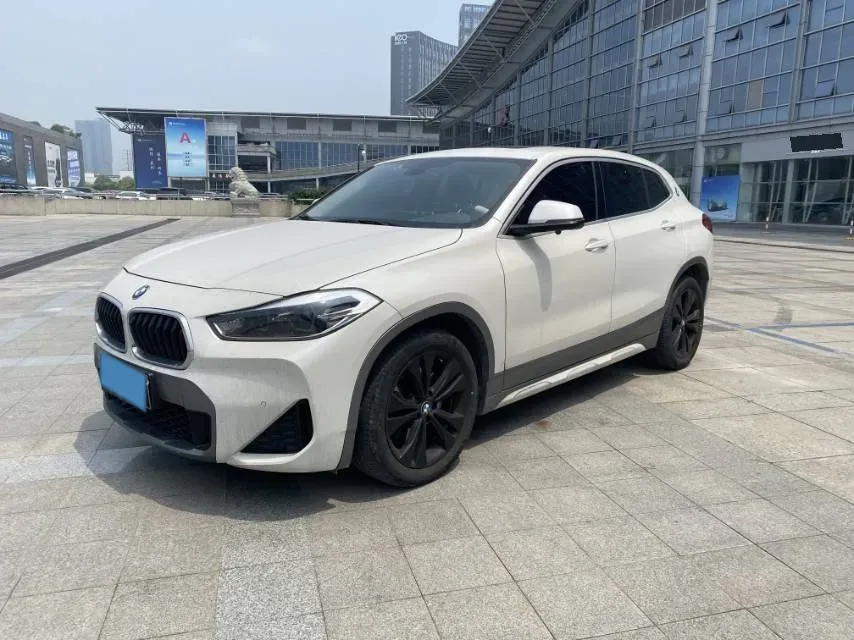 2021 BMW X2 2.0T 192HP L4 7DCT,autocango,china used car exporter,china ev exporter,chinese used car exporter,chinese used ev exporter