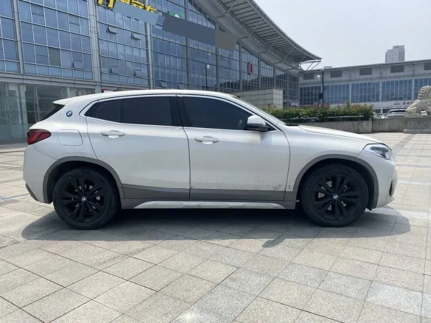 2021 BMW X2 2.0T 192HP L4 7DCT,autocango,china used car exporter,china ev exporter,chinese used car exporter,chinese used ev exporter