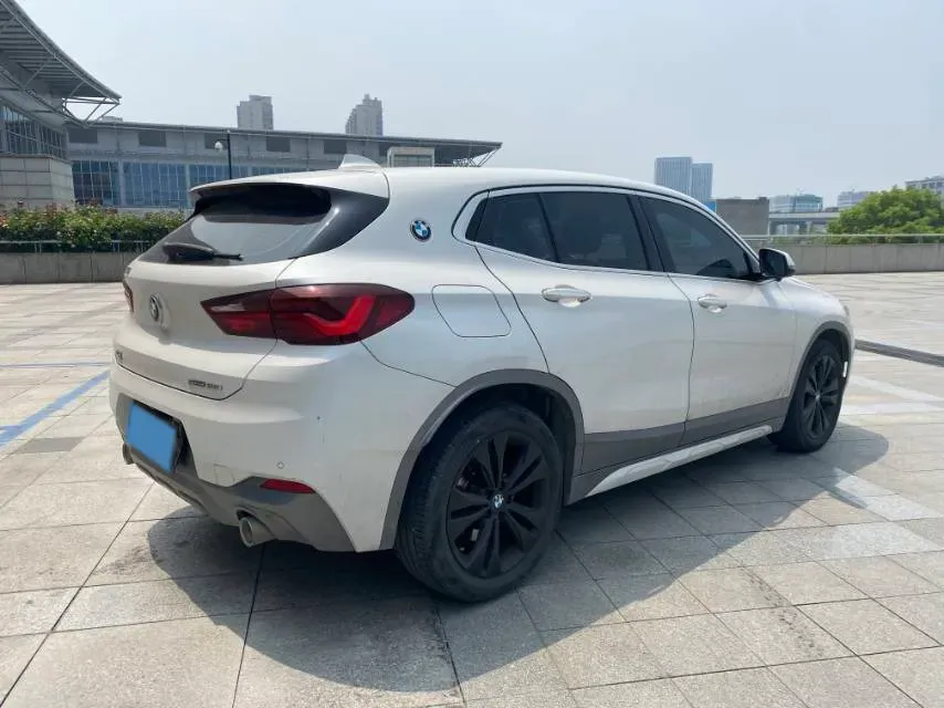 2021 BMW X2 2.0T 192HP L4 7DCT,autocango,china used car exporter,china ev exporter,chinese used car exporter,chinese used ev exporter