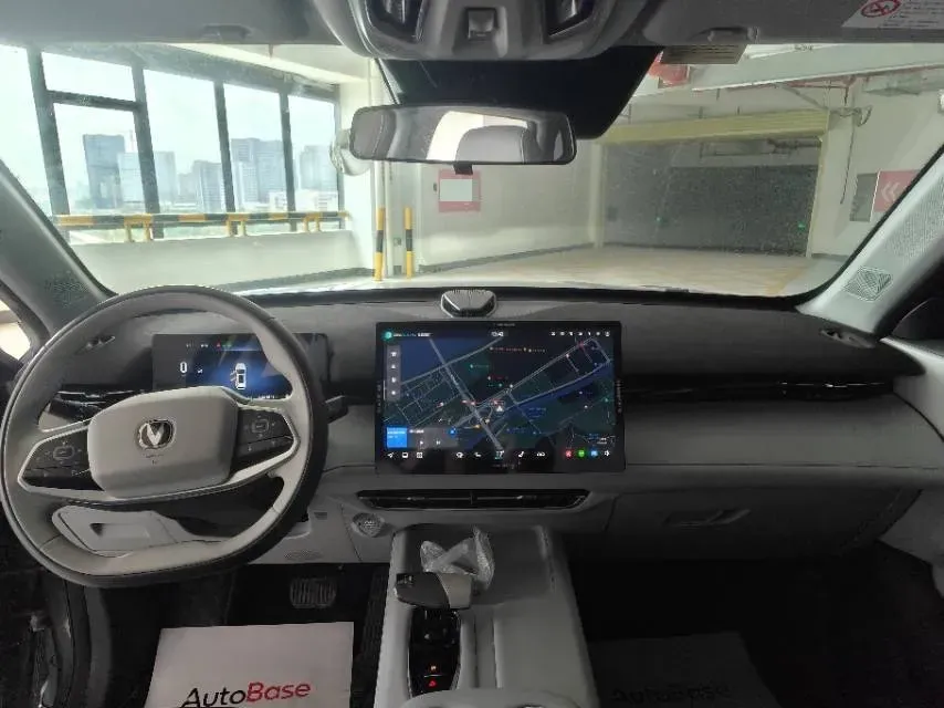 2025 ChangAn UNI-Z 1.5L 98HP L4 E-CVT PHEV,autocango,china used car exporter,china ev exporter,chinese used car exporter,chinese used ev exporter