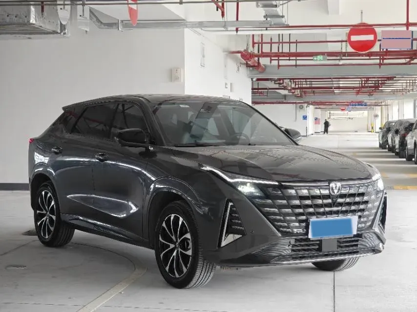 2025 ChangAn UNI-Z 1.5L 98HP L4 E-CVT PHEV,autocango,china used car exporter,china ev exporter,chinese used car exporter,chinese used ev exporter