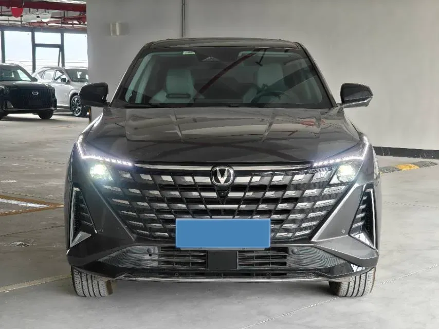 2025 ChangAn UNI-Z 1.5L 98HP L4 E-CVT PHEV,autocango,china used car exporter,china ev exporter,chinese used car exporter,chinese used ev exporter