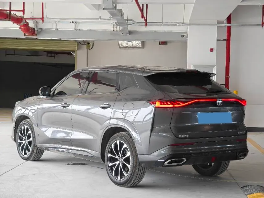 2025 ChangAn UNI-Z 1.5L 98HP L4 E-CVT PHEV,autocango,china used car exporter,china ev exporter,chinese used car exporter,chinese used ev exporter