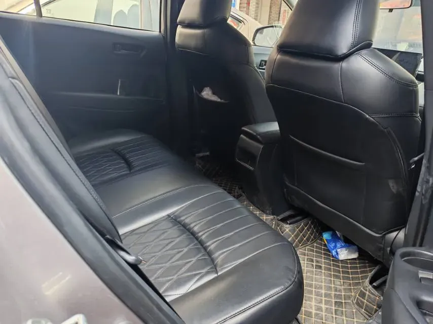 2024 Toyota Corolla Cross 2.0L 152HP L4 E-CVT Hybrid,autocango,china used car exporter,china ev exporter,chinese used car exporter,chinese used ev exporter