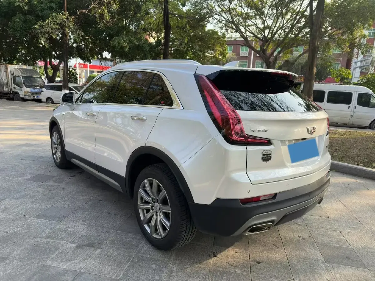 2020 Cadillac XT4 2.0T 241HP L4 9AT,autocango,china used car exporter,china ev exporter,chinese used car exporter,chinese used ev exporter