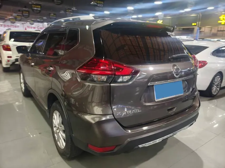 2021 Nissan X-Trail 2.0L 151HP L4 CVT,autocango,china used car exporter,china ev exporter,chinese used car exporter,chinese used ev exporter
