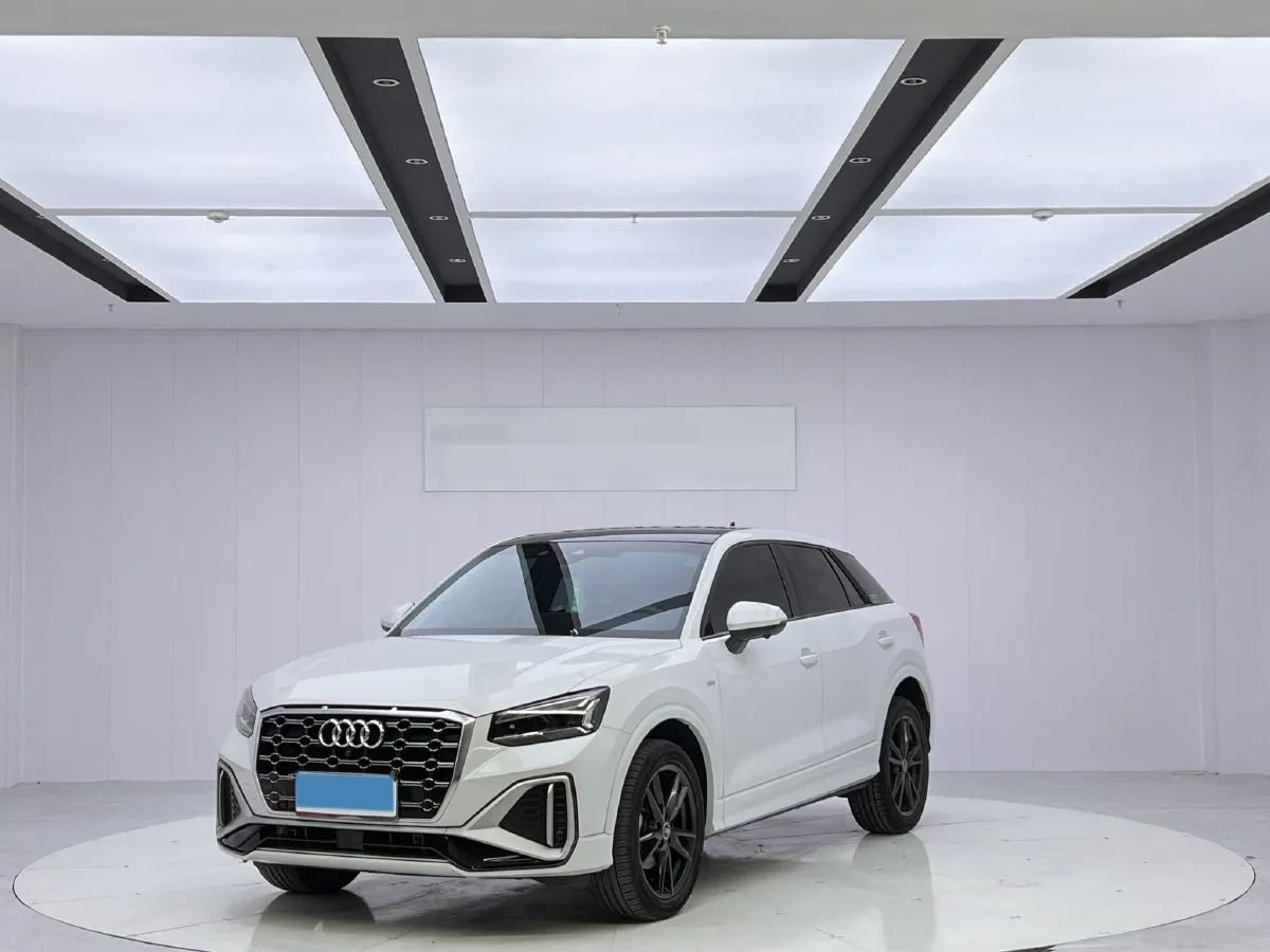 2023 Audi Q2L 1.5T 160HP L4 7DCT,autocango,china used car exporter,china ev exporter,chinese used car exporter,chinese used ev exporter
