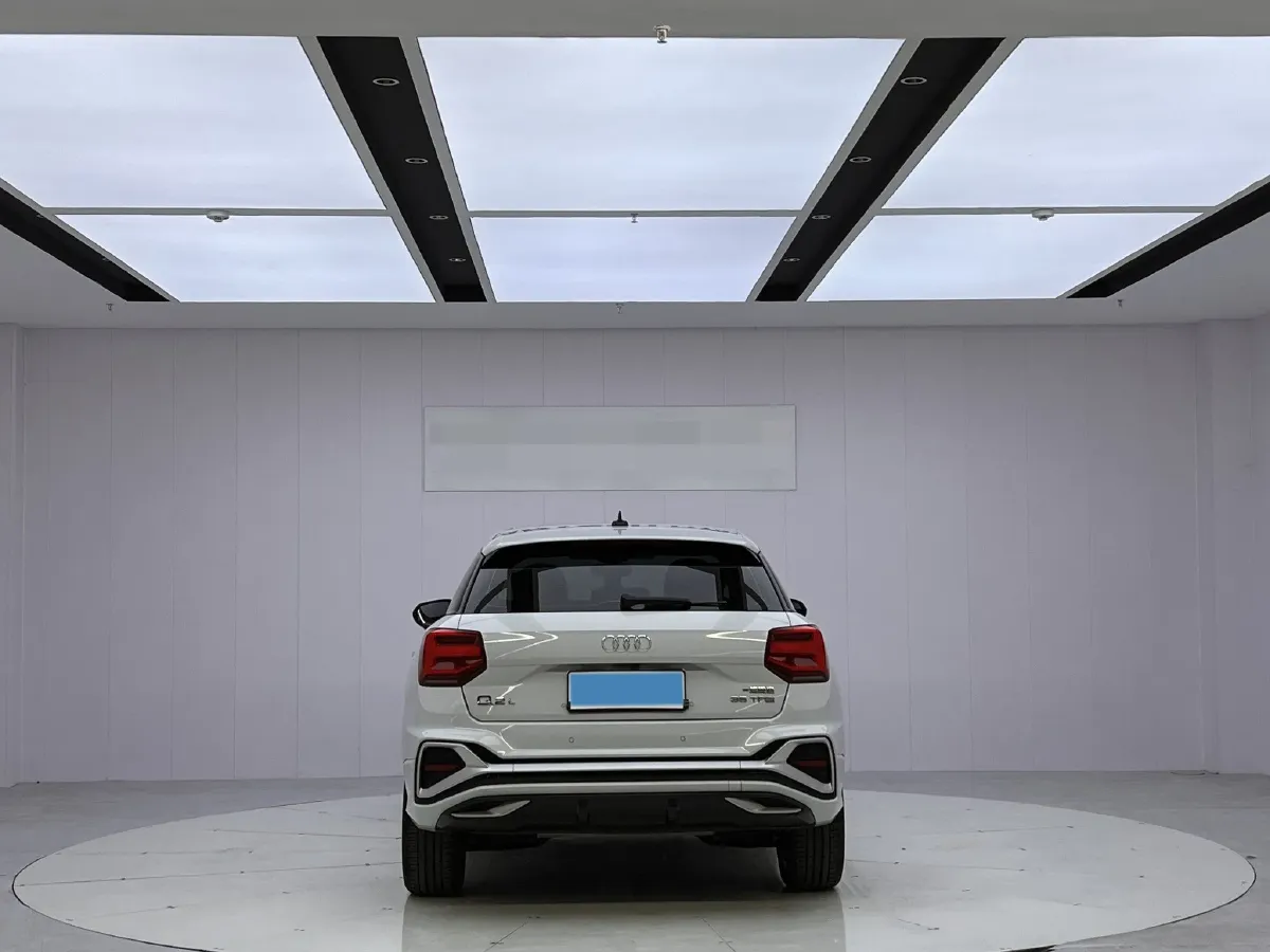 2023 Audi Q2L 1.5T 160HP L4 7DCT,autocango,china used car exporter,china ev exporter,chinese used car exporter,chinese used ev exporter