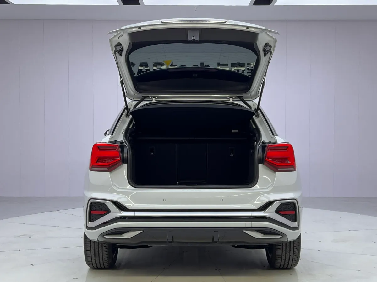 2023 Audi Q2L 1.5T 160HP L4 7DCT,autocango,china used car exporter,china ev exporter,chinese used car exporter,chinese used ev exporter
