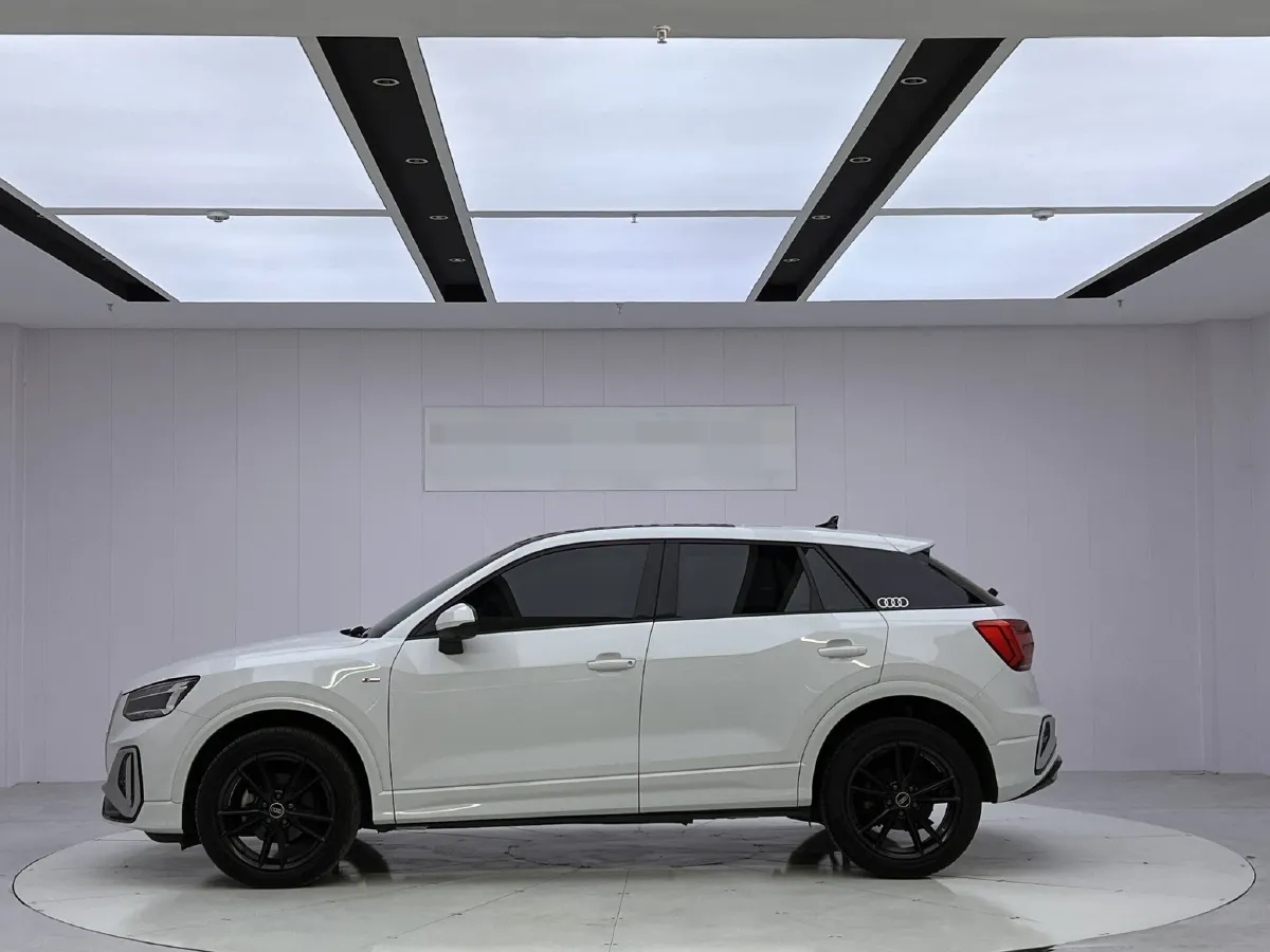 2023 Audi Q2L 1.5T 160HP L4 7DCT,autocango,china used car exporter,china ev exporter,chinese used car exporter,chinese used ev exporter