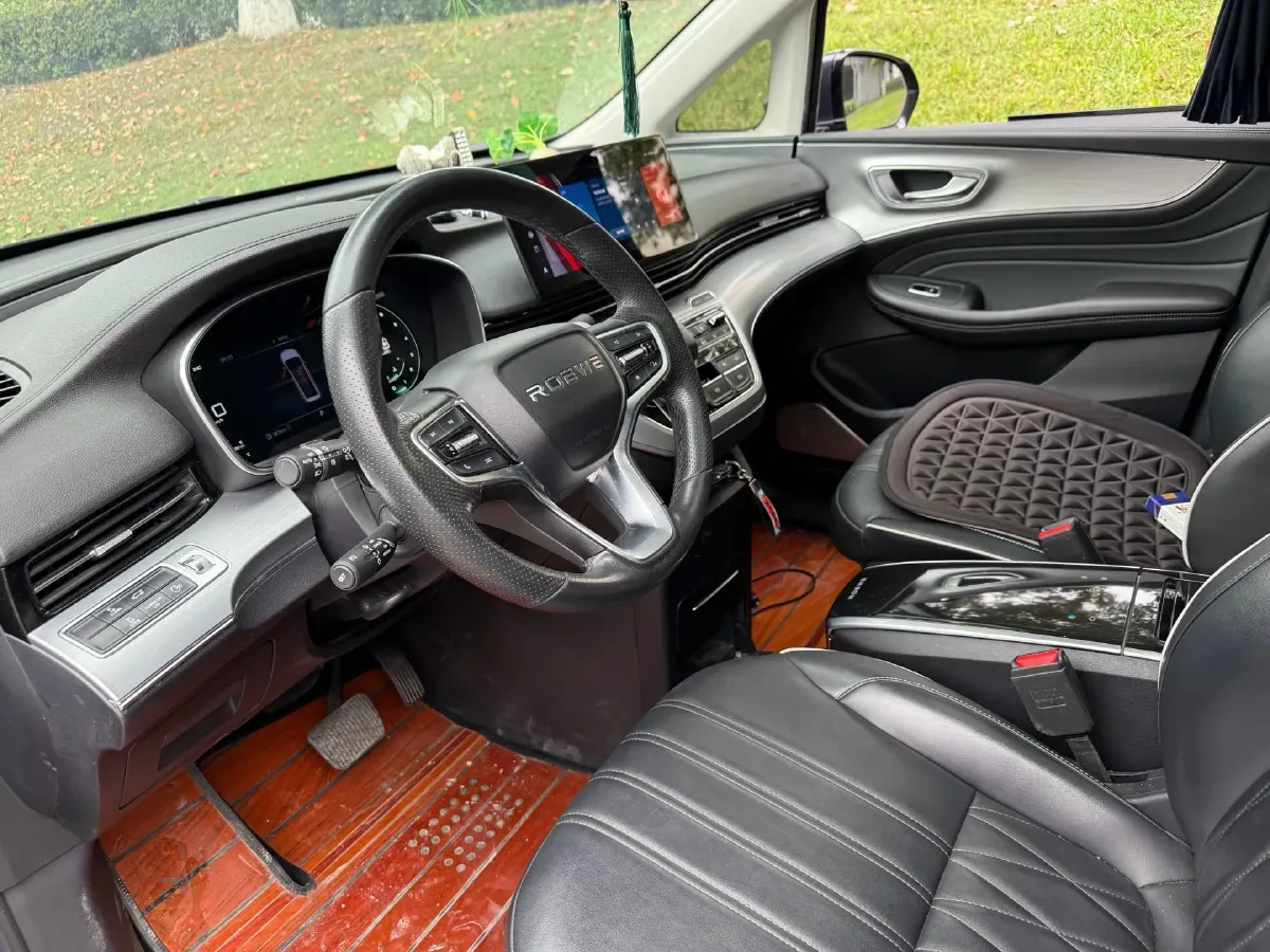 2021 Roewe iMAX8 2.0T 234HP L4 8AT,autocango,china used car exporter,china ev exporter,chinese used car exporter,chinese used ev exporter