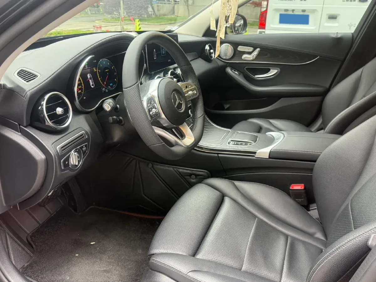 2021 Mercedes-Benz C Class 1.5T 184HP L4 9AT,autocango,china used car exporter,china ev exporter,chinese used car exporter,chinese used ev exporter