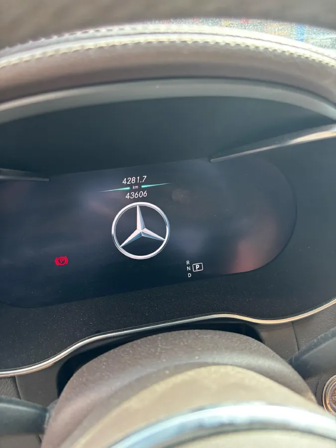 2022 Mercedes-Benz GLC Class 2.0T 197HP L4 9AT,autocango,china used car exporter,china ev exporter,chinese used car exporter,chinese used ev exporter