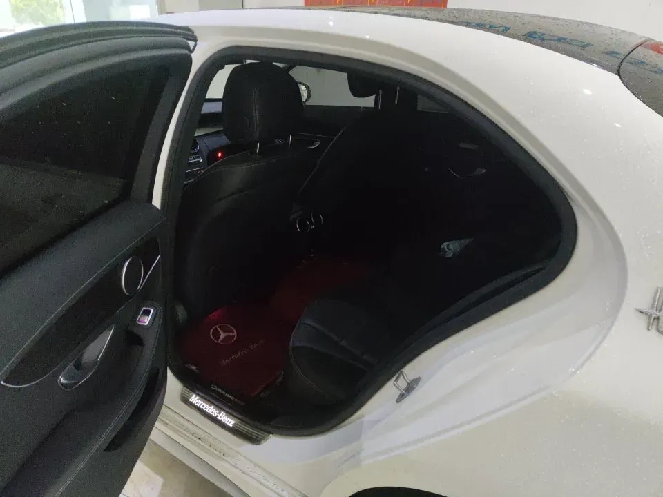 2021 Mercedes-Benz C Class 1.5T 184HP L4 9AT,autocango,china used car exporter,china ev exporter,chinese used car exporter,chinese used ev exporter