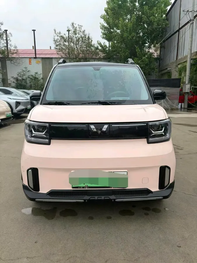 2022 WuLing HongGuang MINI EV BEV 17.3KWH,autocango,china used car exporter,china ev exporter,chinese used car exporter,chinese used ev exporter