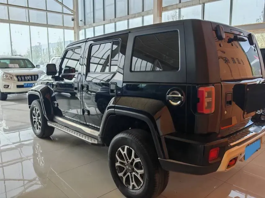 2023 Beijing BJ40 2.0T 224HP L4 8AT,autocango,china used car exporter,china ev exporter,chinese used car exporter,chinese used ev exporter