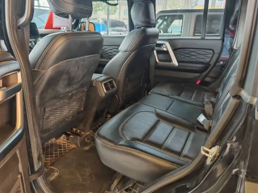 2023 Beijing BJ40 2.0T 224HP L4 8AT,autocango,china used car exporter,china ev exporter,chinese used car exporter,chinese used ev exporter