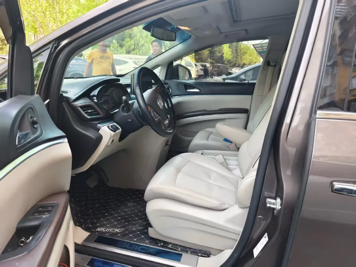 2021 Buick GL8 2.0T 237HP L4 9AT,autocango,china used car exporter,china ev exporter,chinese used car exporter,chinese used ev exporter