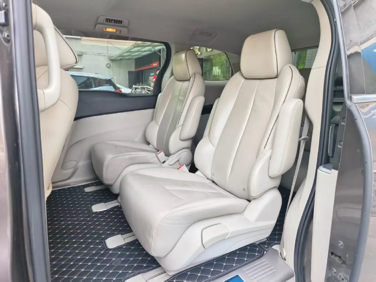 2021 Buick GL8 2.0T 237HP L4 9AT,autocango,china used car exporter,china ev exporter,chinese used car exporter,chinese used ev exporter