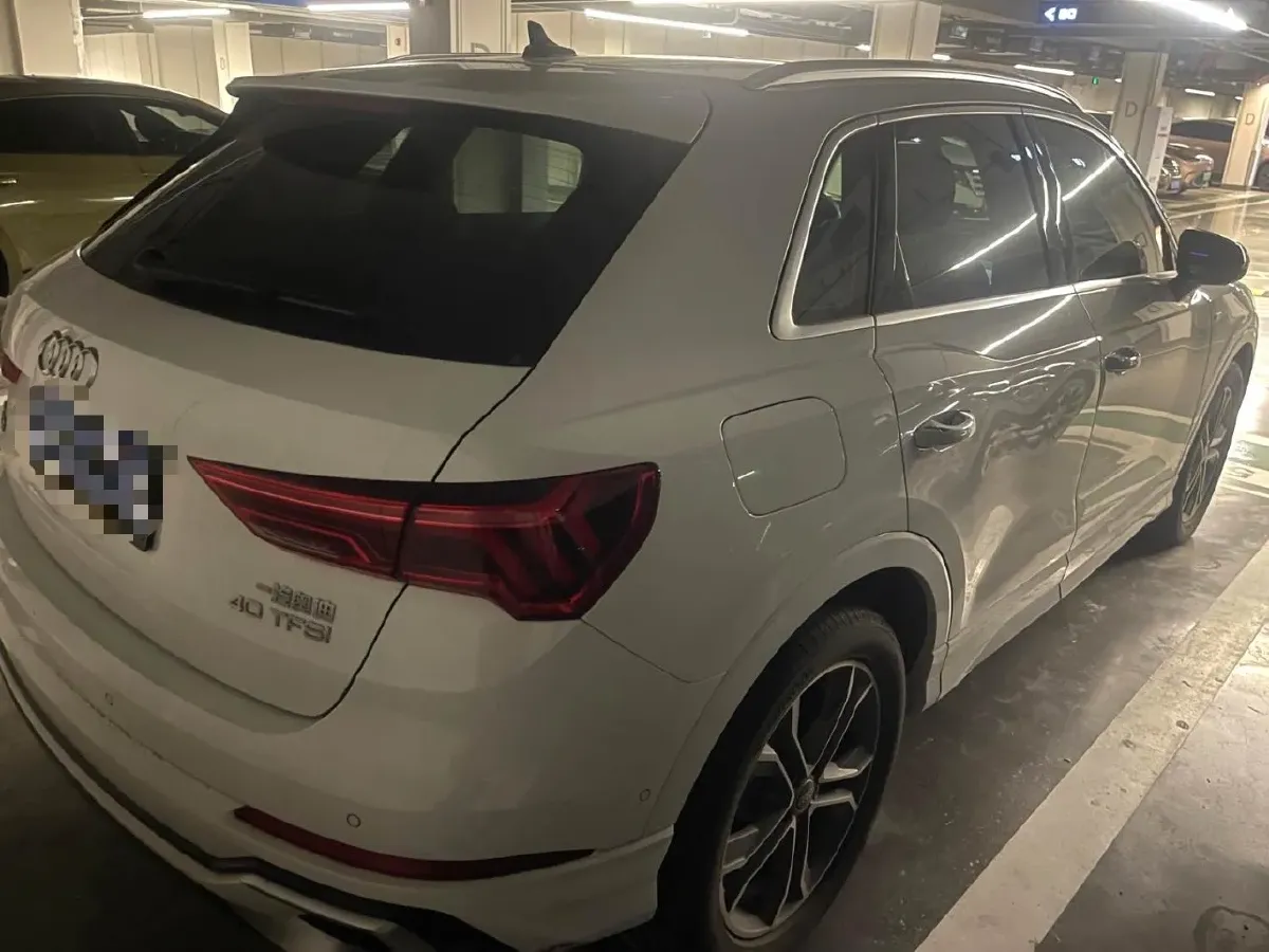 2024 Audi Q3 2.0T 186HP L4 7DCT,autocango,china used car exporter,china ev exporter,chinese used car exporter,chinese used ev exporter